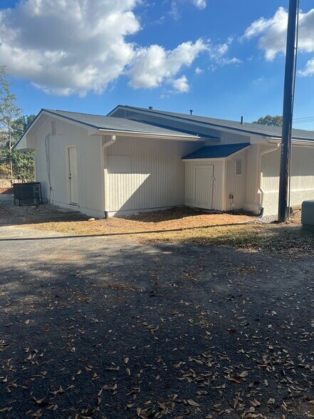 More Photos Of 207 Upper Riverdale Rd, Riverdale Medical For Sale