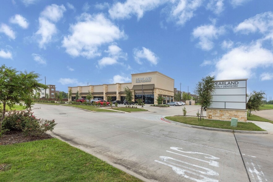 More Photos Of 11508 Pearland Pky, Houston Unknown For Lease