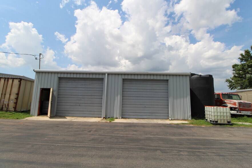 More Photos Of 6023 15th St E, Bradenton Warehouse For Sale