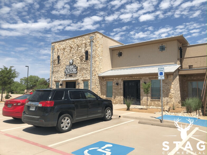 More Photos Of 8800 US Highway 380, Cross Roads Medical For Lease