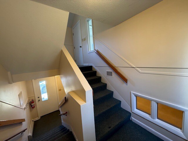 More Photos Of 29 Strong St, Amherst Specialty For Lease