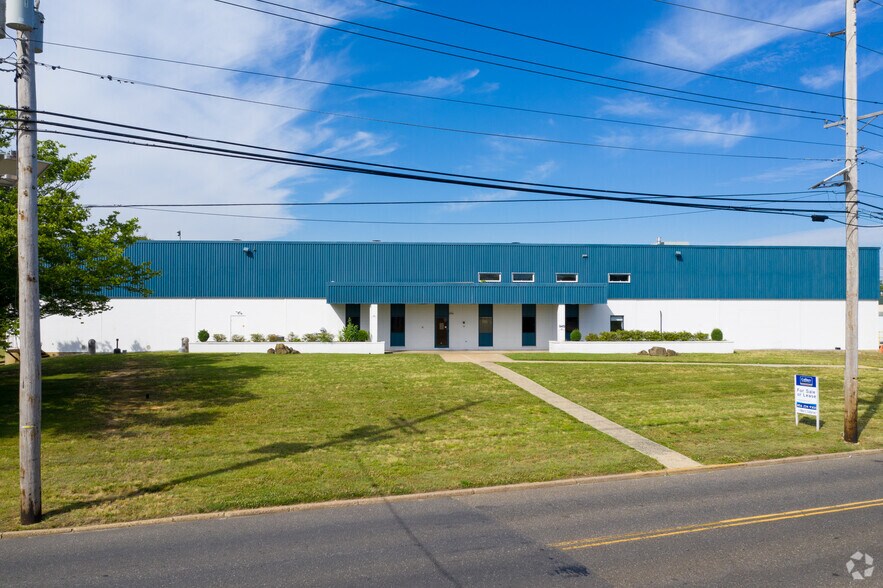 Primary Photo Of 945 Sherman Ave, Pennsauken Refrigeration Cold Storage For Sale