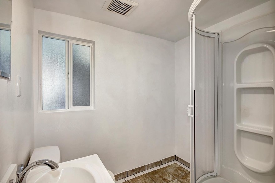 More Photos Of 2390-2398 Oakmont St, Sacramento Apartments For Sale