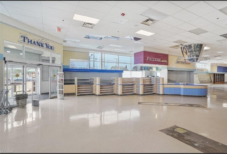 More Photos Of 7800 Cleveland Ave NW, North Canton Drugstore For Sale