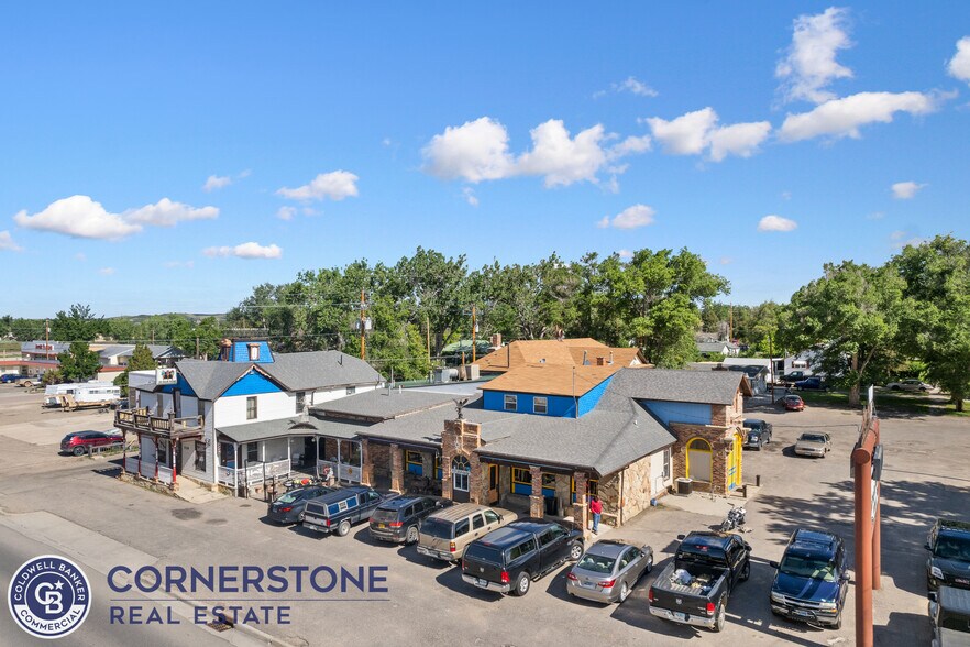 More Photos Of 628 E Richards St, Douglas Hotel For Sale