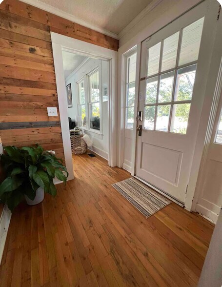 More Photos Of 308 N Main St, Travelers Rest Office For Sale