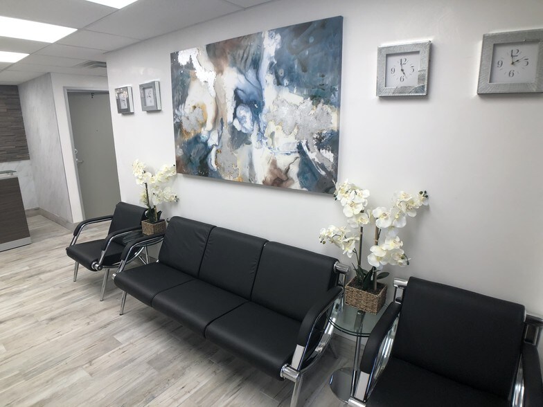 More Photos Of 1940 E Thunderbird Rd, Phoenix Medical For Lease