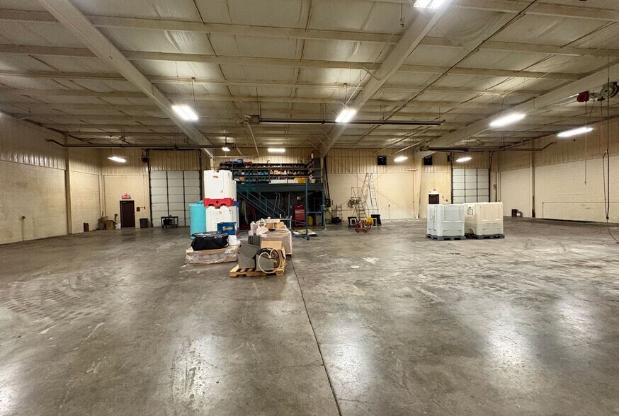 More Photos Of 1225 W Main St, Wilmington Warehouse For Sale