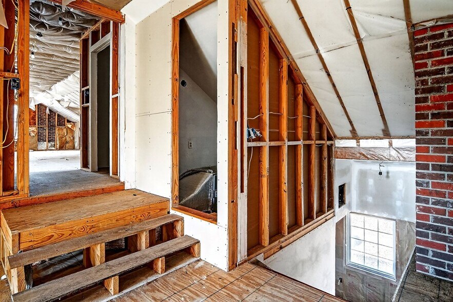 More Photos Of 6211 Rocky Point Rd, Cookeville Specialty For Sale