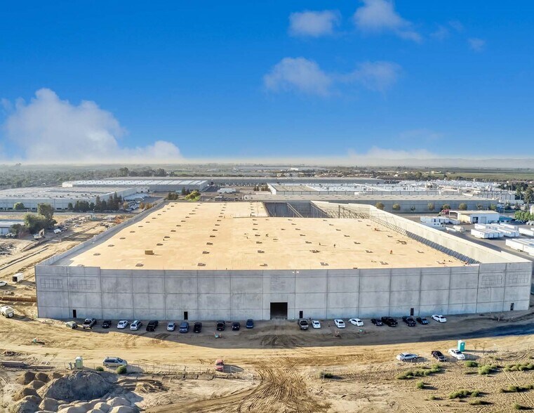 More Photos Of 2401 Nickerson Dr, Modesto Warehouse For Lease