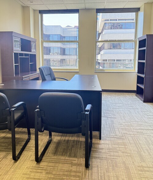 More Photos Of 707 N Franklin St, Tampa Office For Sale
