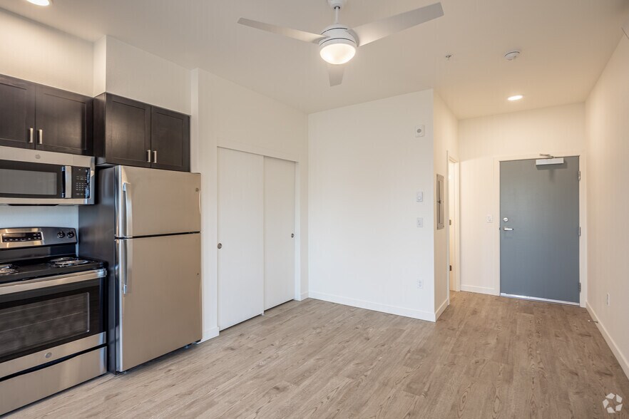 More Photos Of 330 NE Dekum St, Portland Apartments For Sale