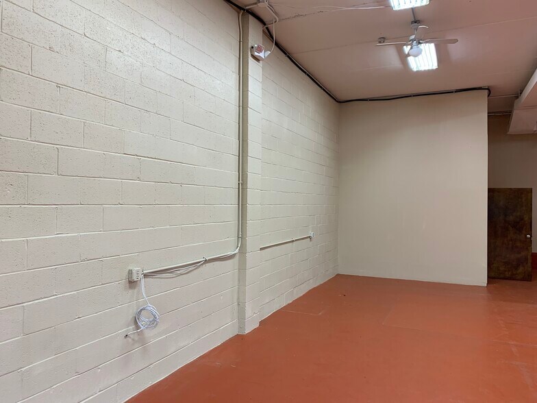 More Photos Of , Broomall Flex For Sale