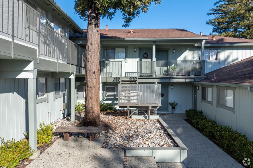 More Photos Of 900 Alvarez Ave, Pinole Apartments For Sale