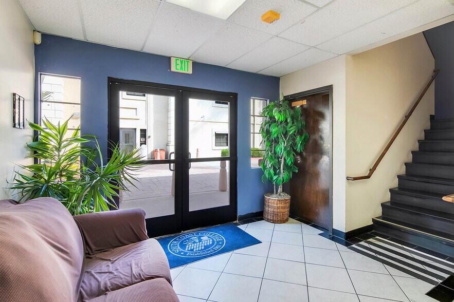 More Photos Of , Orange Office For Sale