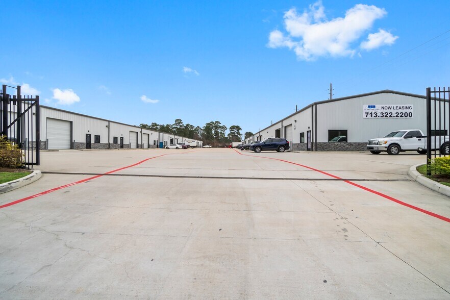 More Photos Of 25330 Aldine Westfield Rd, Spring Warehouse For Lease