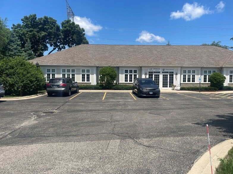 More Photos Of 444 N Route 31, Crystal Lake Office For Lease