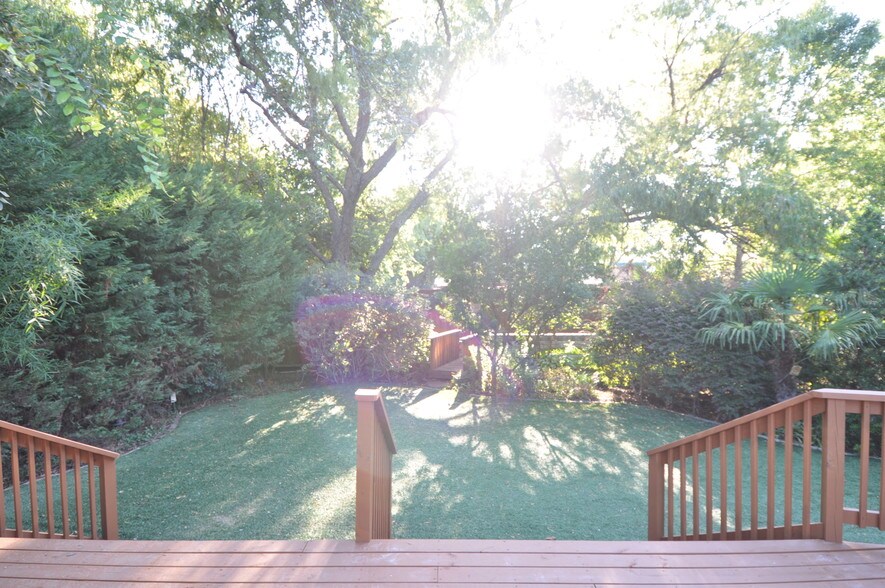 More Photos Of 8849 Carroll Cir, Frisco Freestanding For Sale