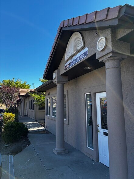 More Photos Of 2225 Green Vista Blvd, Sparks Office For Sale