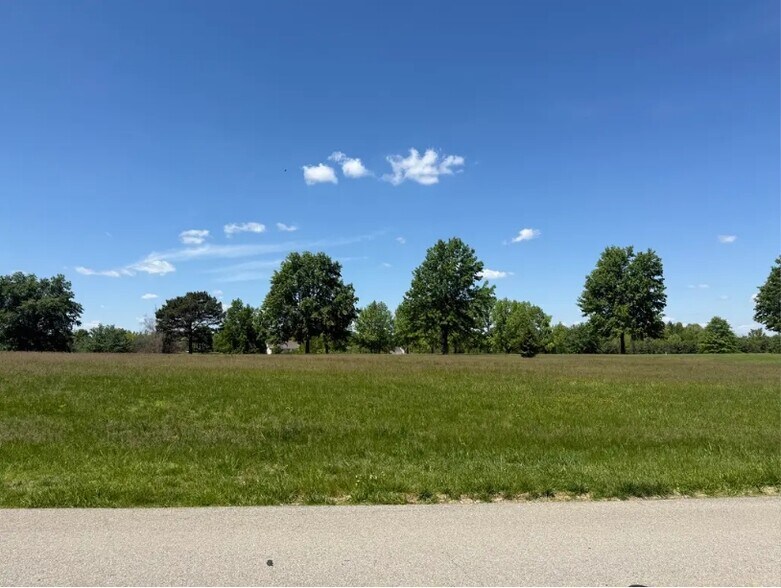 More Photos Of 00 E Stone Creek Dr, Makanda Land For Sale