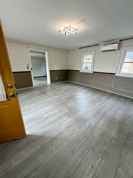 More Photos Of 100 W B Ave, North Little Rock Office For Lease