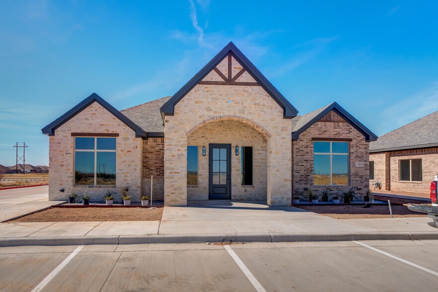 Primary Photo Of 1420 N Slide Rd, Lubbock Unknown For Lease