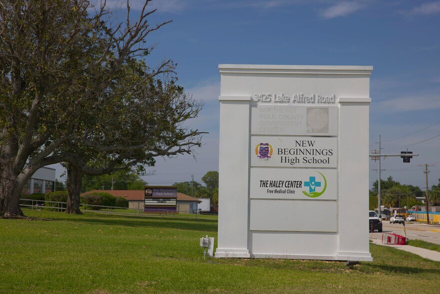 More Photos Of 3425 Lake Alfred Rd, Winter Haven Medical For Lease