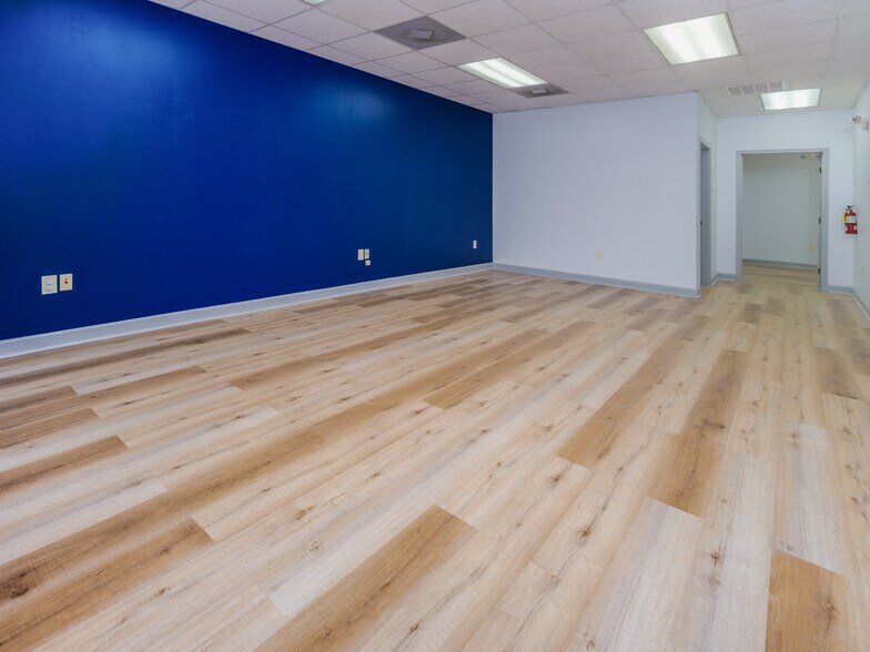 More Photos Of 621-625 Huntsman Ct, Gastonia Medical For Lease