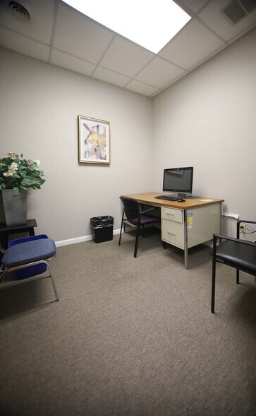 More Photos Of 42 Summer St, Pittsfield Medical For Sale