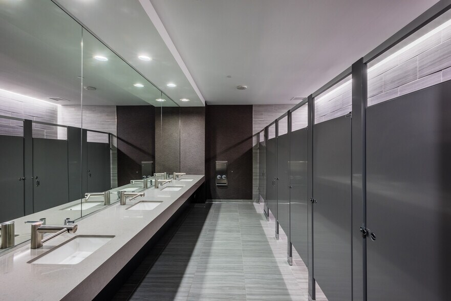 More Photos Of 1550 Market St, Denver Office Residential For Lease