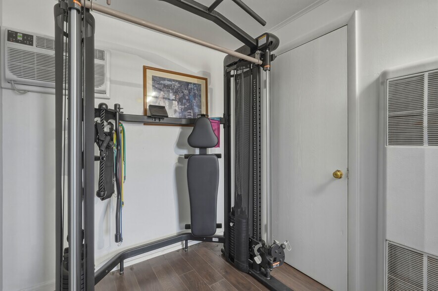 More Photos Of 311 E Main St, Vernal Hotel For Sale