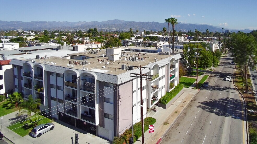 More Photos Of 12325 Chandler Blvd, Valley Village Apartments For Sale