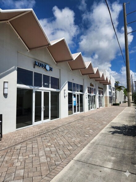 Primary Photo Of 20080 W Dixie Hwy, Miami General Retail For Lease