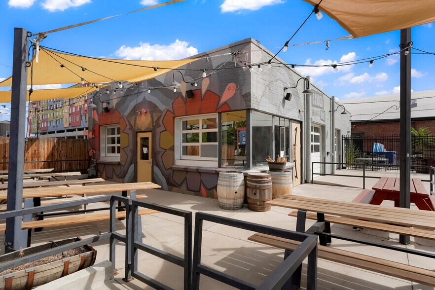 More Photos Of 470 Broadway, Denver Restaurant For Lease