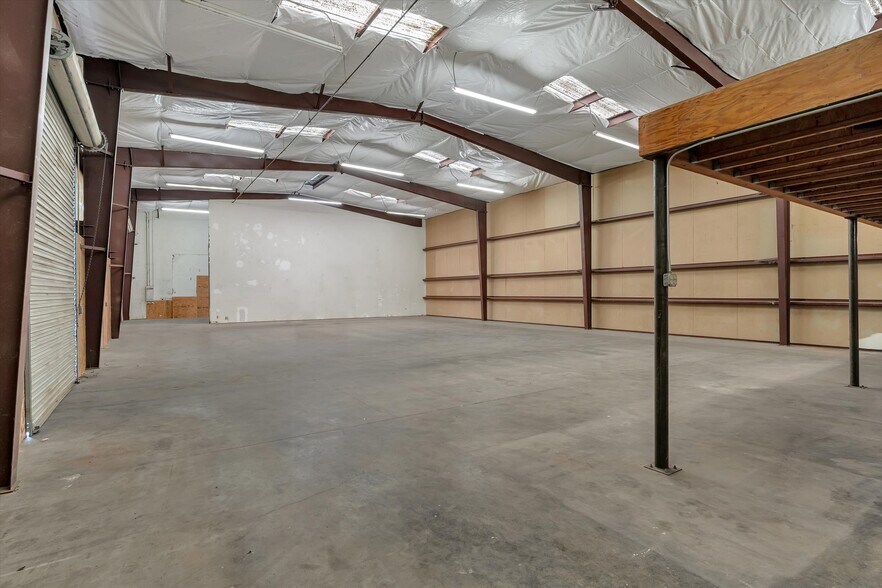 More Photos Of 3388 State Highway 32, Chico Warehouse For Lease