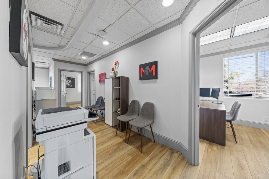 More Photos Of 4777 Caughlin Pky, Reno Office For Sale
