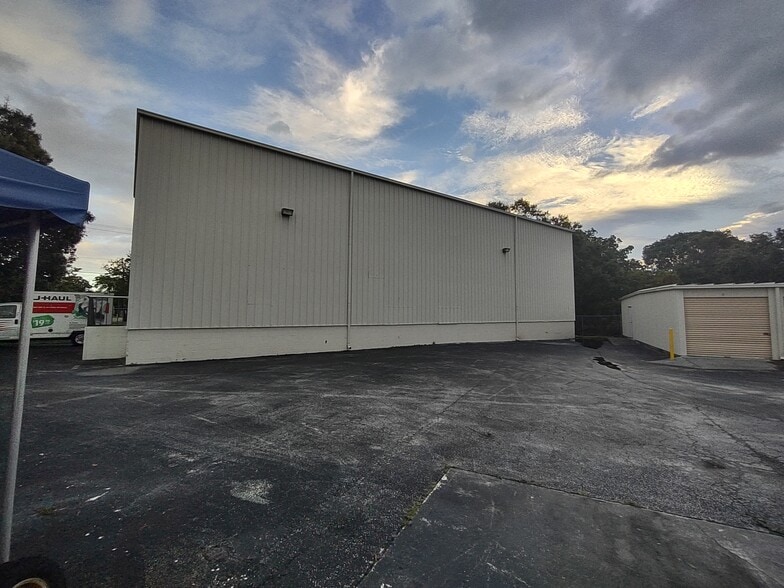 More Photos Of 8350 S Us-1 Hwy, Port Saint Lucie Self Storage For Lease