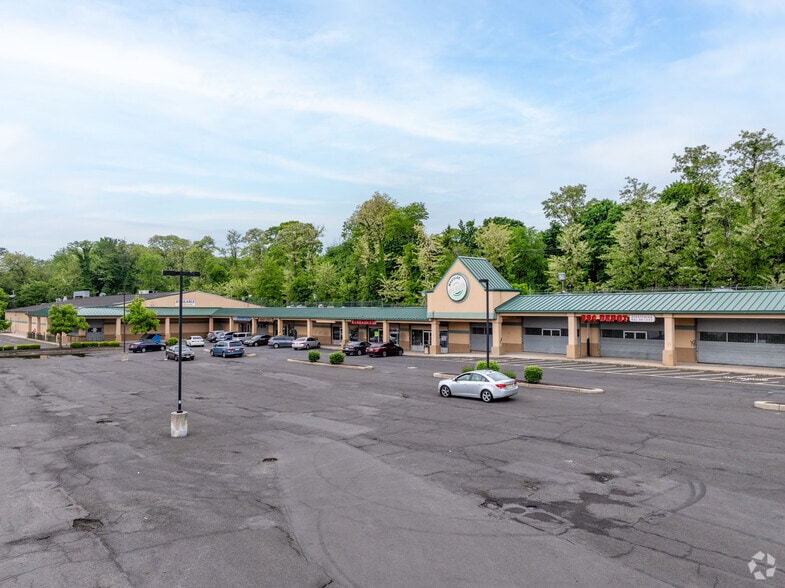 More Photos Of 215 N Hermitage Ave, Trenton General Retail For Sale