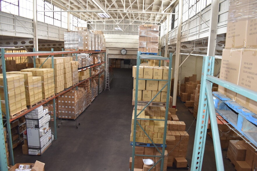 More Photos Of 851 E 60th St, Los Angeles Warehouse For Sale