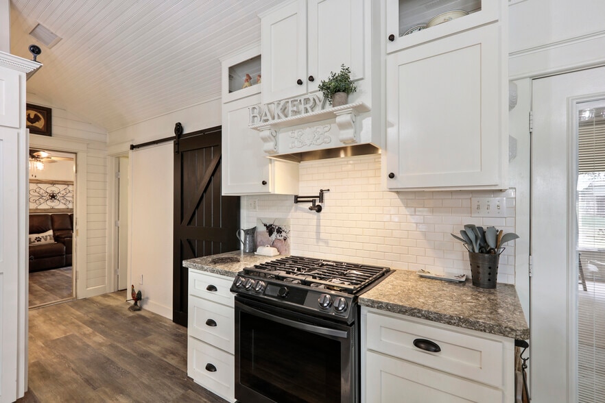 More Photos Of 46658 290 Bus., Hempstead Land For Sale