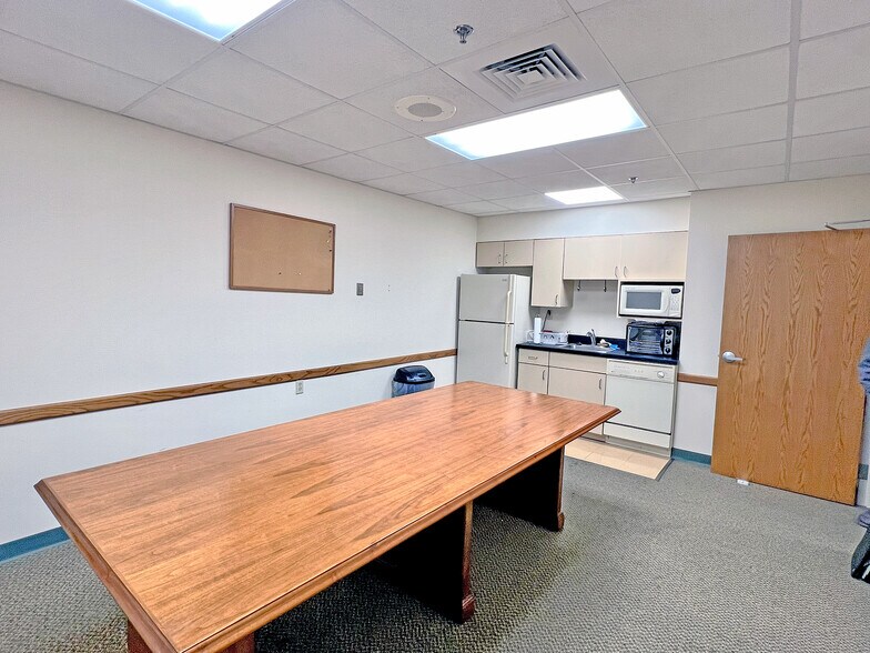 More Photos Of 2143 S State Route 157, Edwardsville Bank For Sale