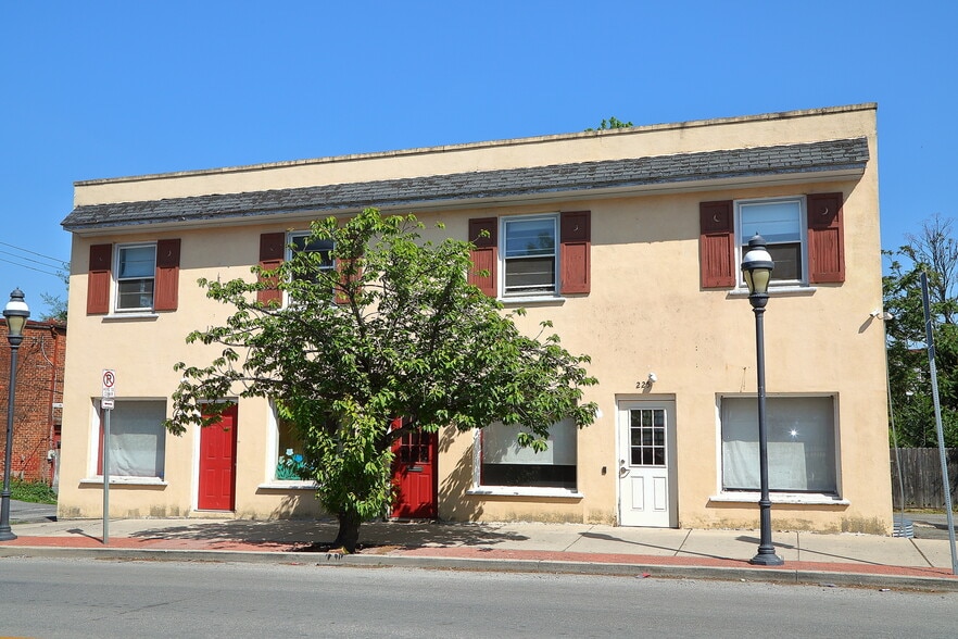 Primary Photo Of 221 E Princess St, York Office For Sale