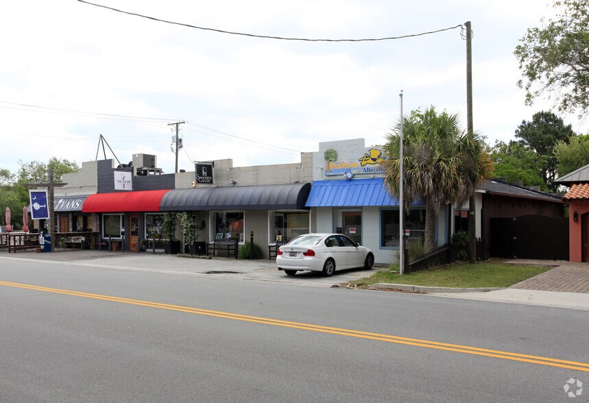 Primary Photo Of 2019 Middle St, Sullivans Island General Retail For Lease