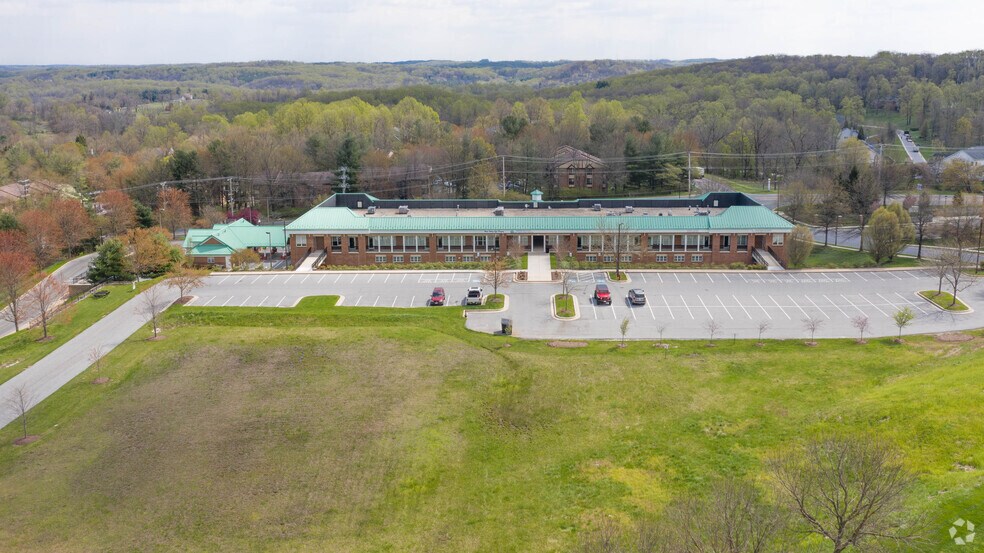 More Photos Of 10 Fila Way, Sparks Office For Lease