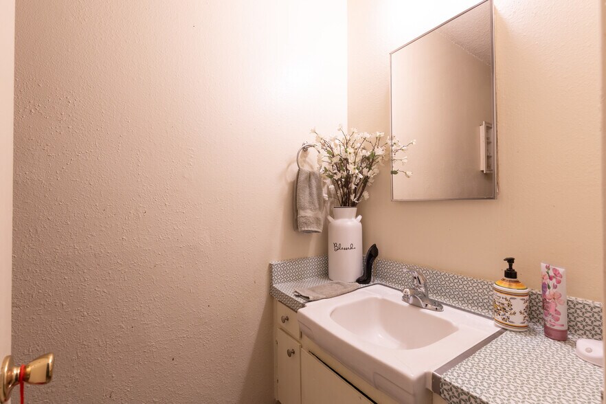 More Photos Of 739-747 Florida Street, Imperial Beach Apartments For Sale