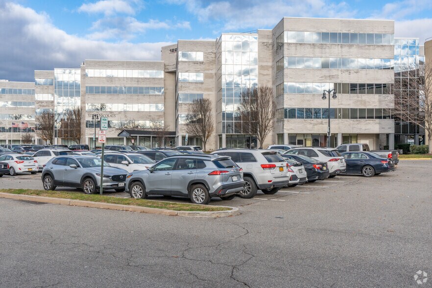 More Photos Of 1225 Franklin Ave, Garden City Coworking Space