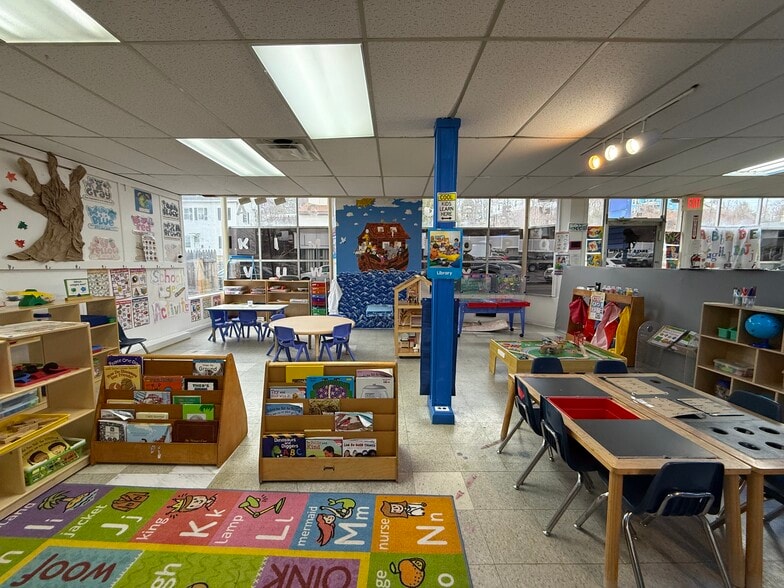 More Photos Of 118 W Boylston St, Worcester Freestanding For Sale