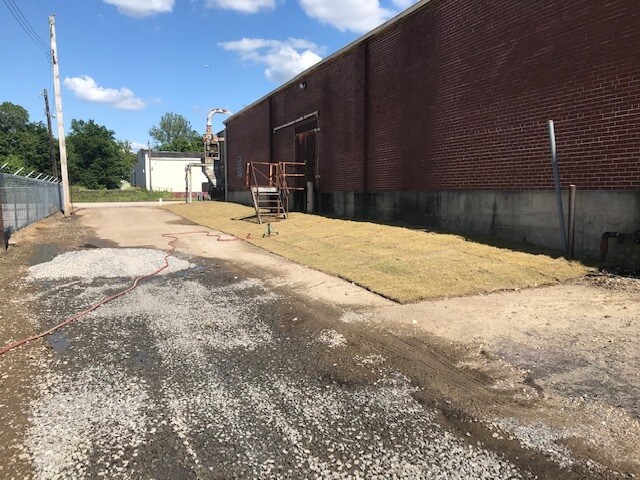 More Photos Of 66 W Colorado Ave, Memphis Warehouse For Lease