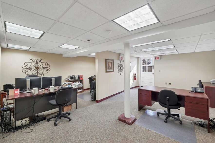 More Photos Of 27 Cleveland St, Valhalla Loft Creative Space For Lease