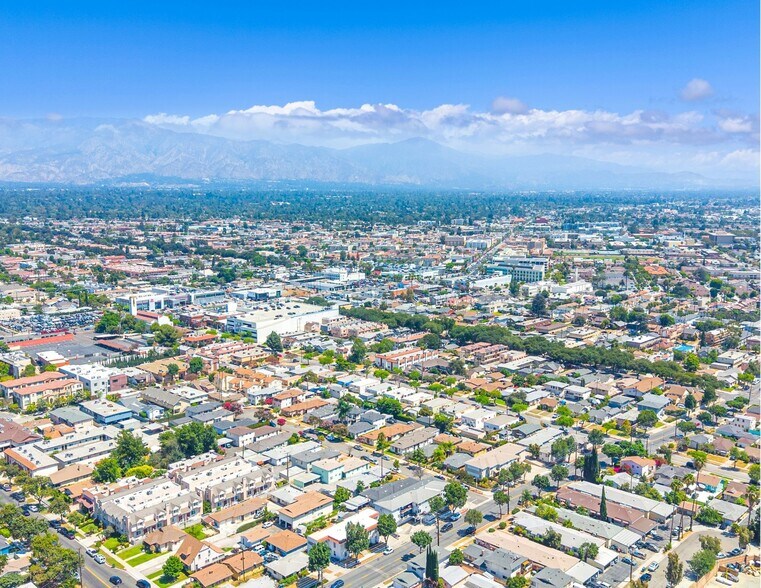 More Photos Of 221 S Bushnell Ave, Alhambra Multifamily For Sale